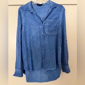Velvet Heart Washed Out Blue Hi-Low Button Down Shirt Size M